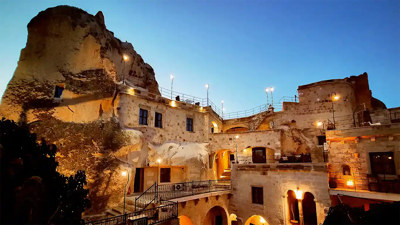 Elegance Cave Suites